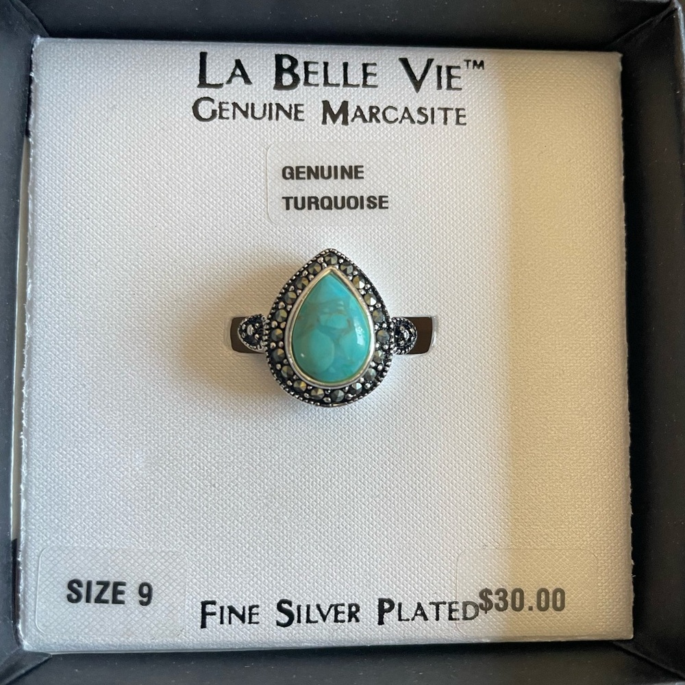 La Belle Vie Turquoise and Silver Ring